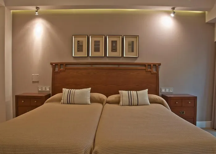 아파르타멘토스 론다센트로 아파트