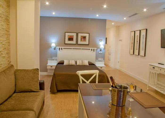 아파르타멘토스 론다센트로 아파트 론다